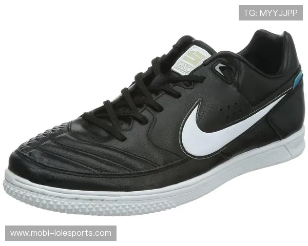 耐克足球鞋系列与球星合作款全景展示图集