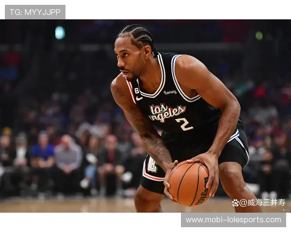 足球巨星高薪背后用收入撑起全家幸福生活画卷