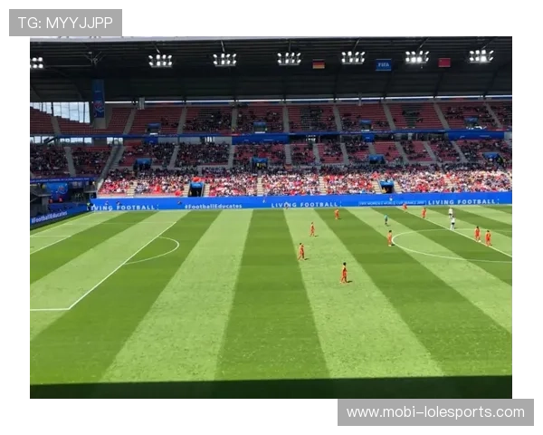 足球球星早读:解锁足坛动态、球员心路与赛事前瞻的全方位指南 足球球星早读:解锁足坛动态、球员心路与赛事前瞻的全方位指南